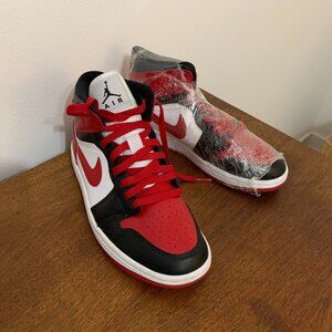 Air Jordan 1 Mid Chicago Black Toe Red White Size 6.5 Worn Once